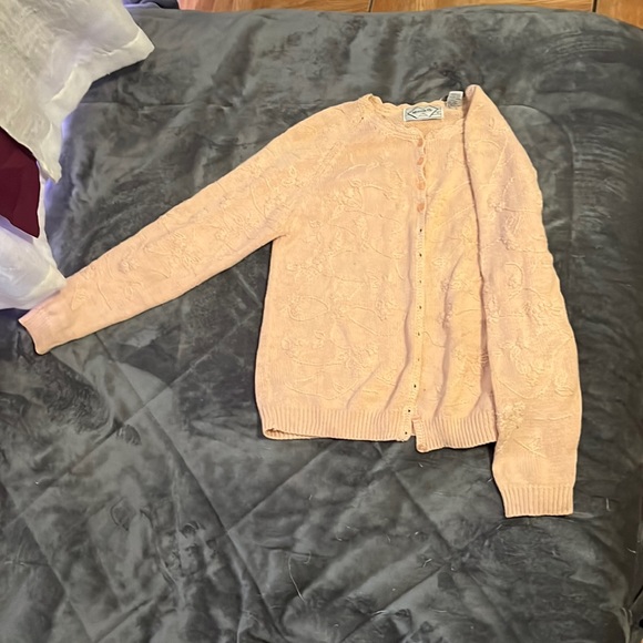 Cardigan - Picture 1 of 4